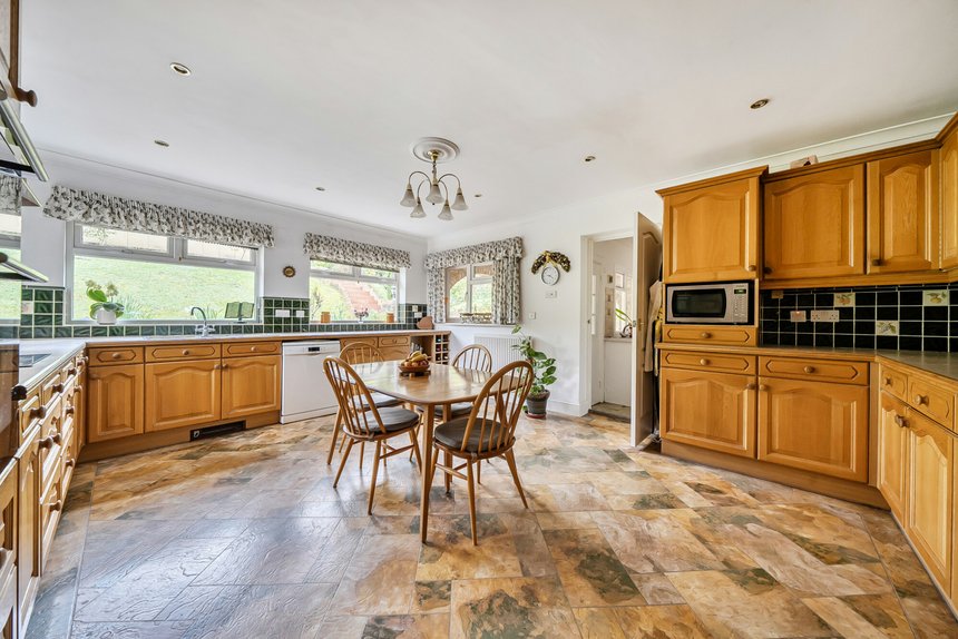 for sale camp road london 67706 - Gibbs Gillespie