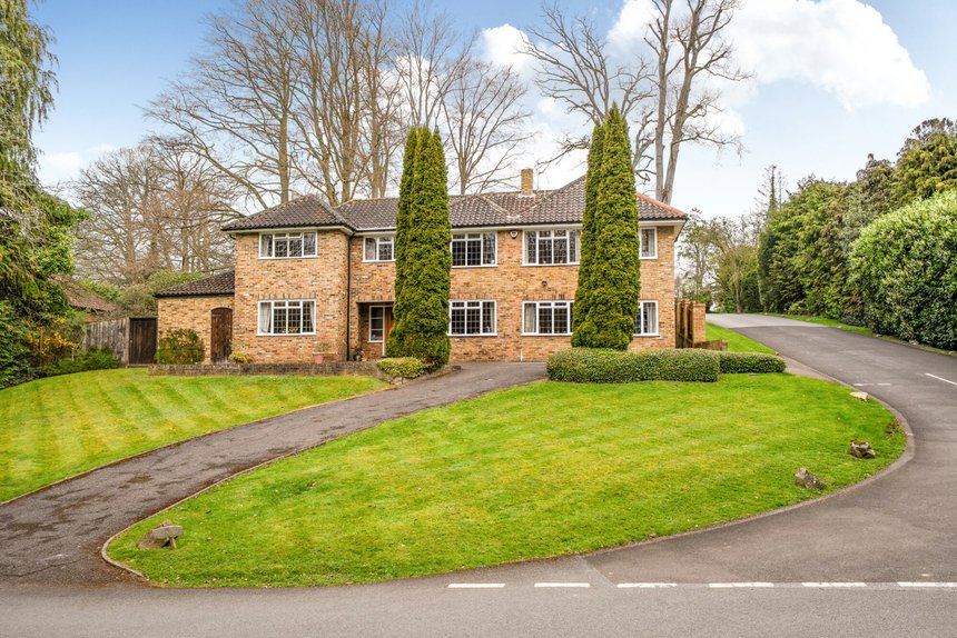 for sale camp road london 67706 - Gibbs Gillespie