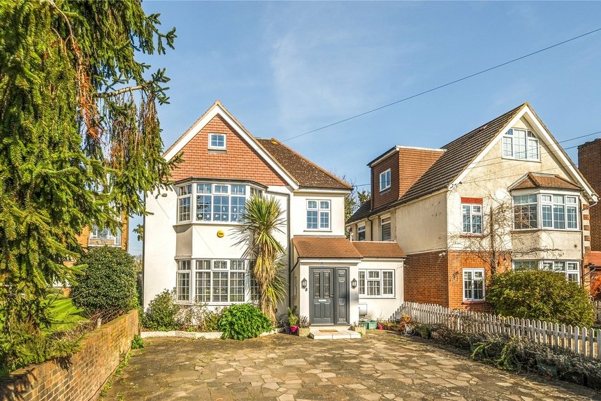 under offer the beeches london 68089 - Gibbs Gillespie