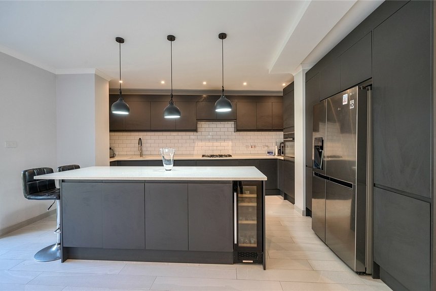 under offer the beeches london 68089 - Gibbs Gillespie