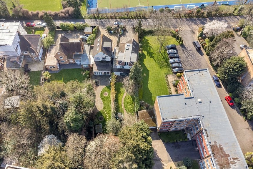 under offer the beeches london 68089 - Gibbs Gillespie
