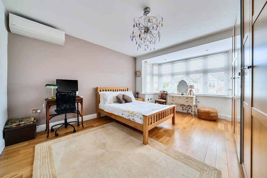 for sale delamere road london 68159 - Gibbs Gillespie