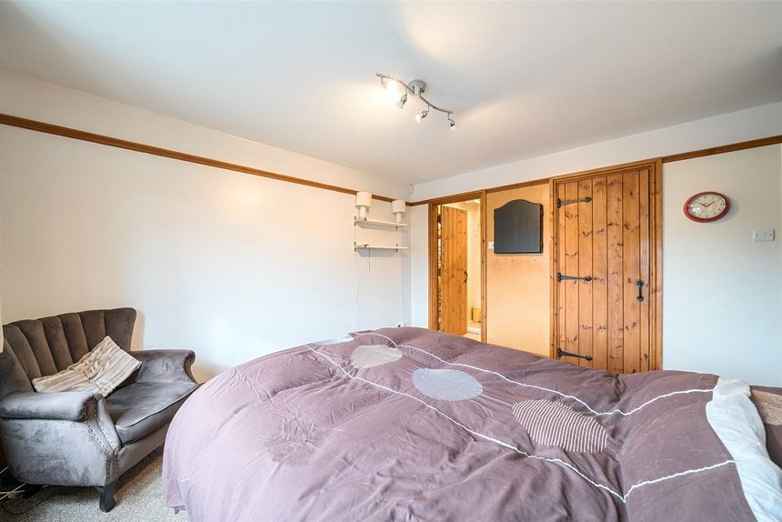 for sale bourn avenue london 68561 - Gibbs Gillespie