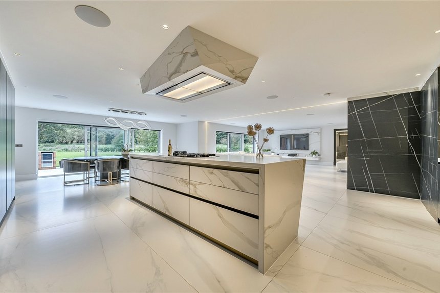 for sale chalfont park london 68585 - Gibbs Gillespie