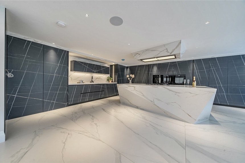 for sale chalfont park london 68585 - Gibbs Gillespie