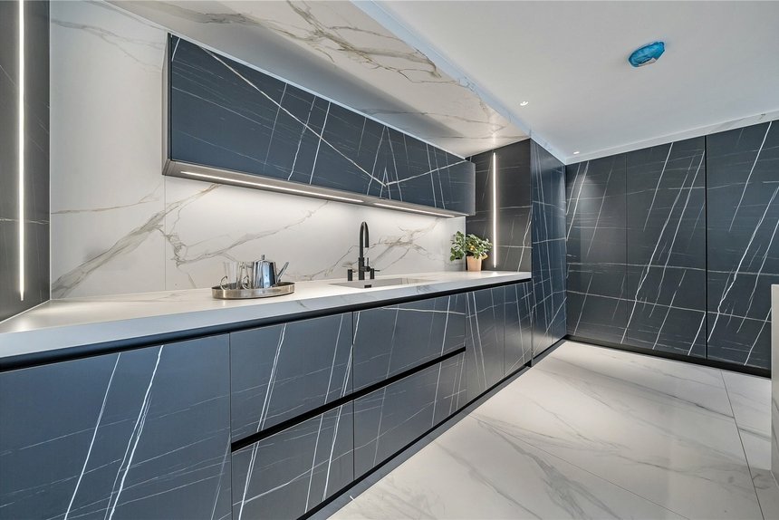 for sale chalfont park london 68585 - Gibbs Gillespie