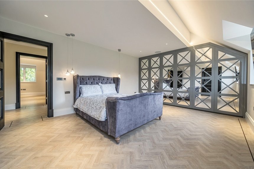 for sale chalfont park london 68585 - Gibbs Gillespie