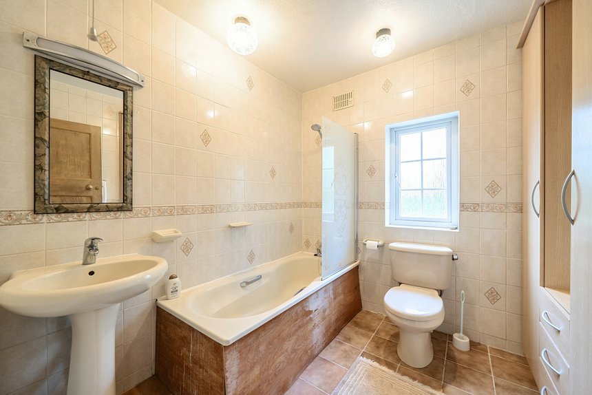 for sale wolsey road london 68586 - Gibbs Gillespie