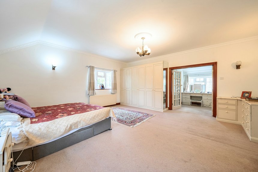 for sale wolsey road london 68586 - Gibbs Gillespie