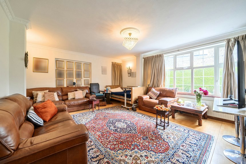for sale wolsey road london 68586 - Gibbs Gillespie