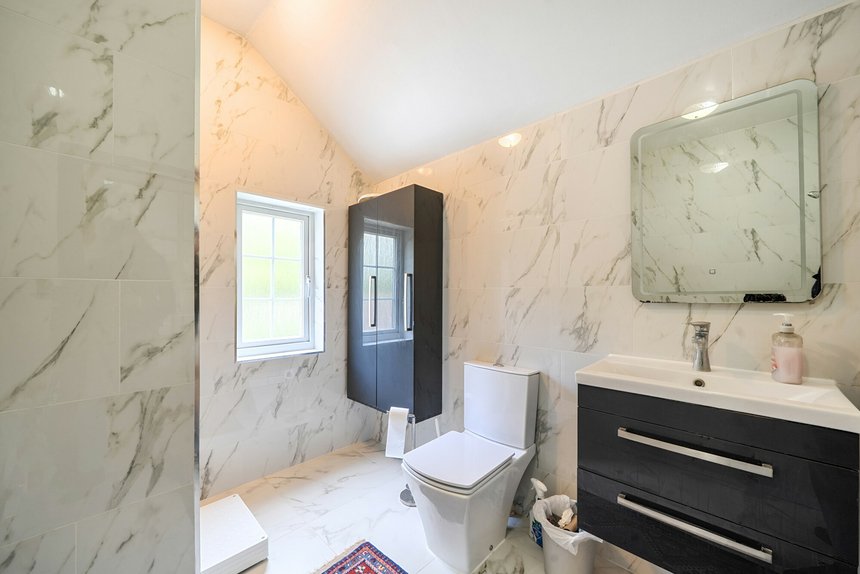 for sale wolsey road london 68586 - Gibbs Gillespie