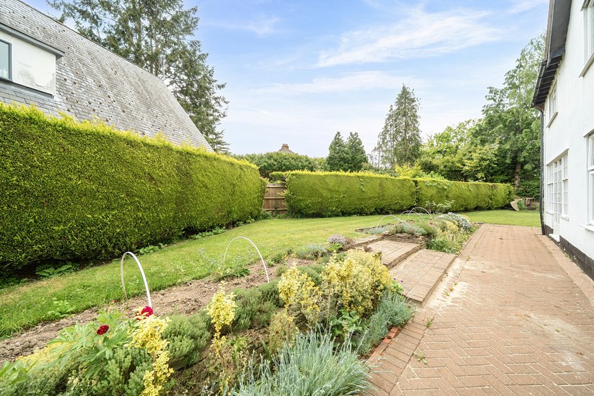 for sale wolsey road london 68586 - Gibbs Gillespie