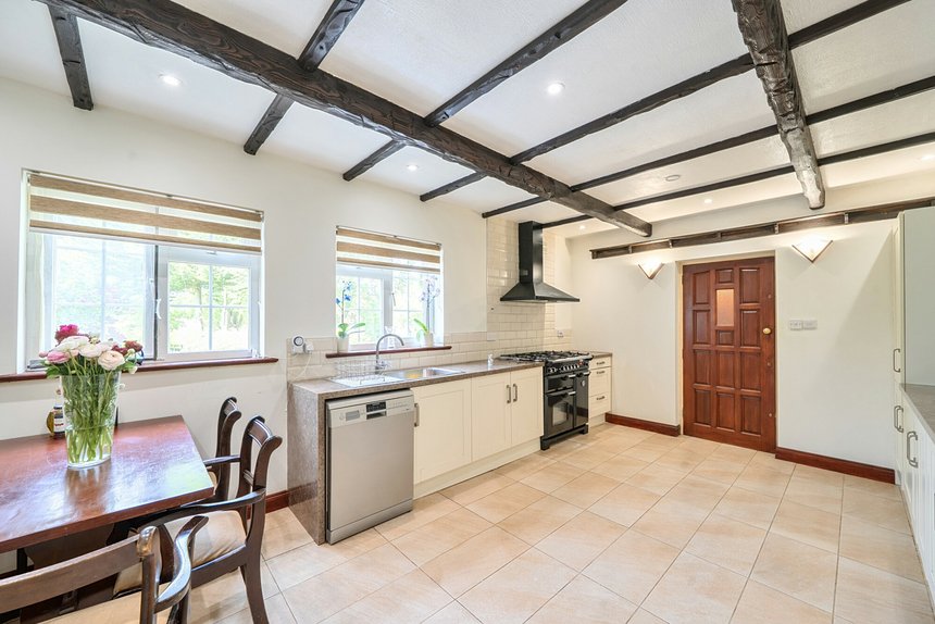 for sale wolsey road london 68586 - Gibbs Gillespie
