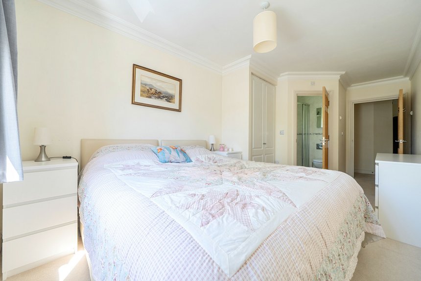 for sale packhorse road london 68677 - Gibbs Gillespie