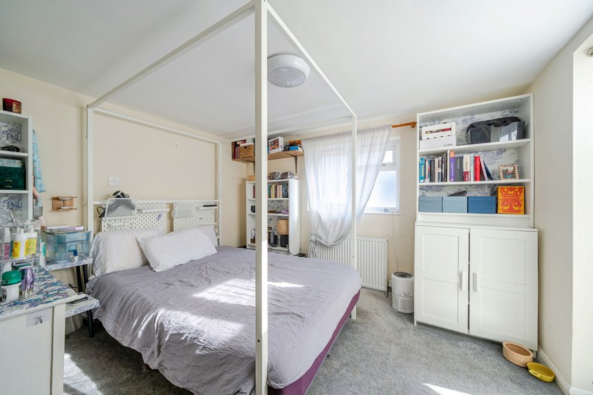 for sale savay lane london 68727 - Gibbs Gillespie