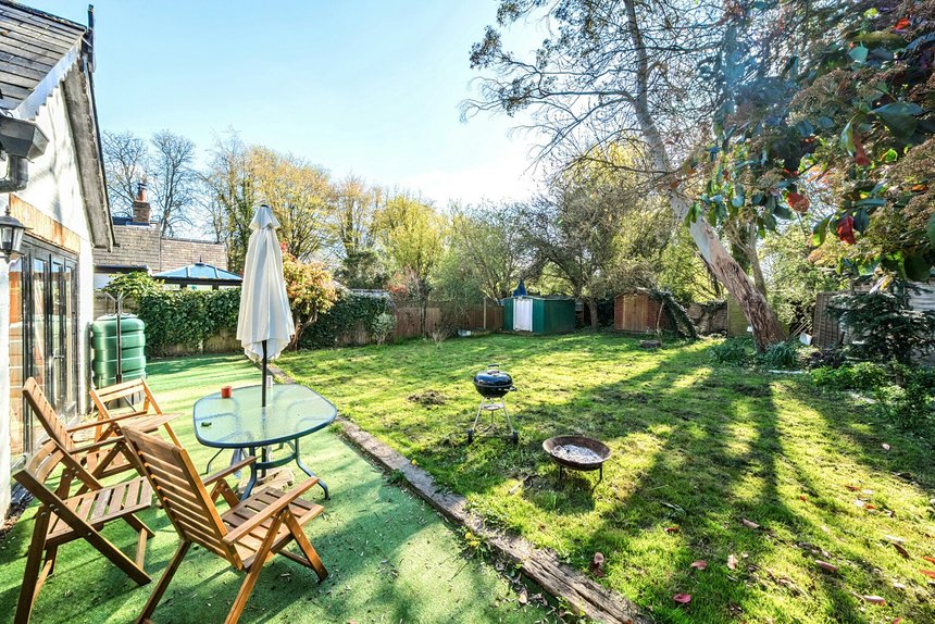 for sale savay lane london 68727 - Gibbs Gillespie