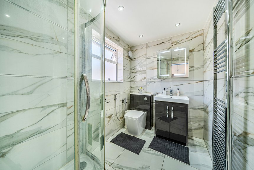 for sale pole hill road london 68729 - Gibbs Gillespie