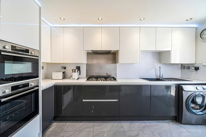 for sale pole hill road london 68729 - Gibbs Gillespie