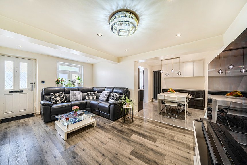 for sale pole hill road london 68729 - Gibbs Gillespie