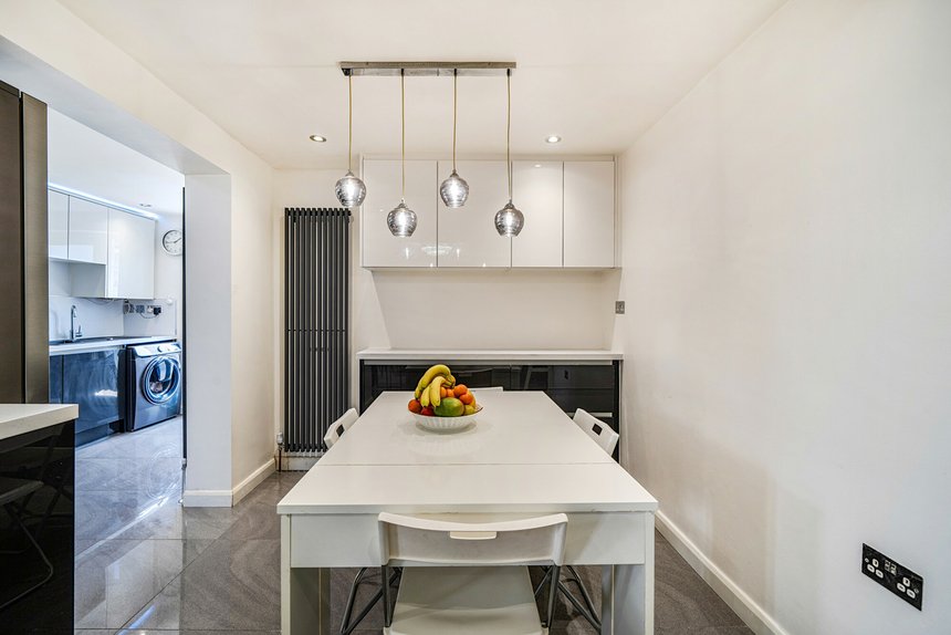 for sale pole hill road london 68729 - Gibbs Gillespie