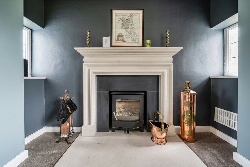 for sale dukes wood drive london 68762 - Gibbs Gillespie