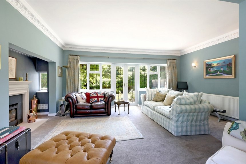 for sale dukes wood drive london 68762 - Gibbs Gillespie