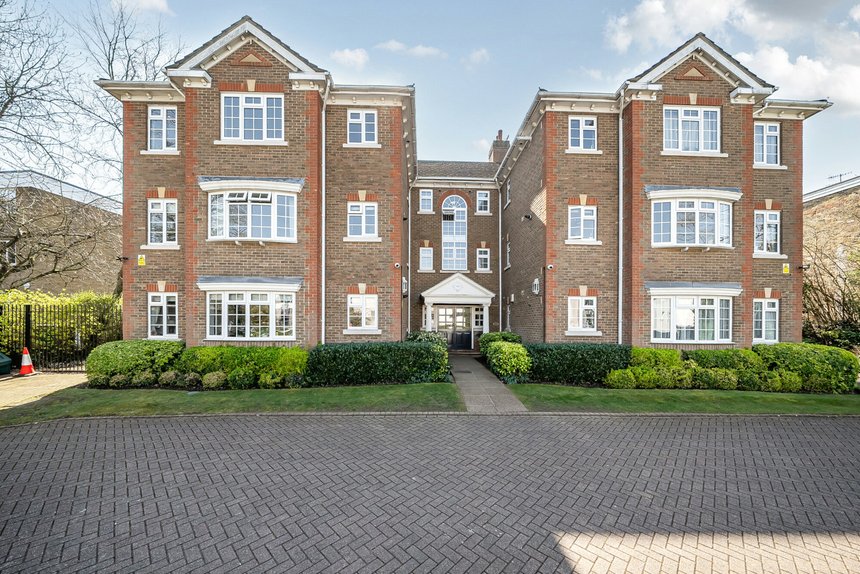 for sale eastbury avenue london 68768 - Gibbs Gillespie