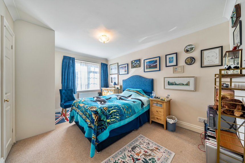 for sale eastbury avenue london 68768 - Gibbs Gillespie