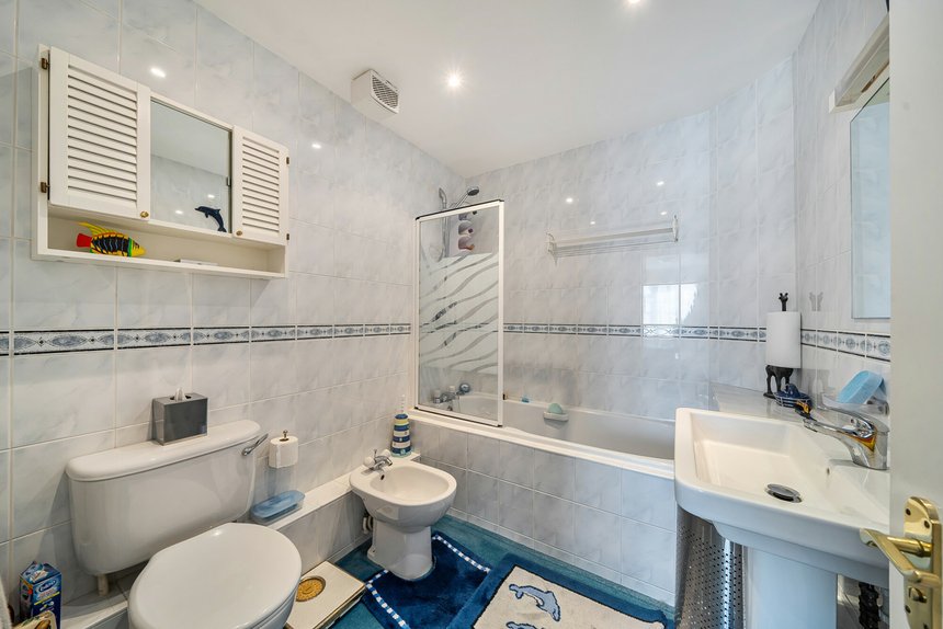 for sale eastbury avenue london 68768 - Gibbs Gillespie