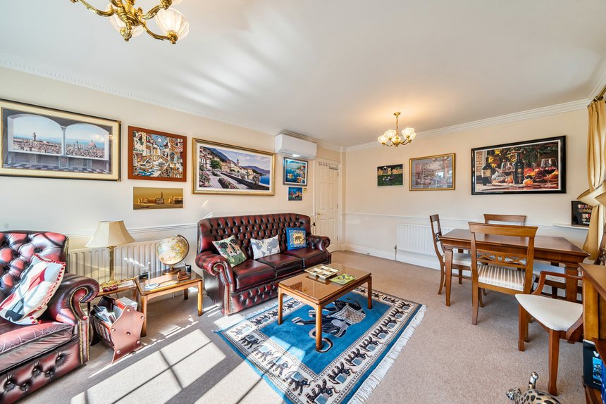 for sale eastbury avenue london 68768 - Gibbs Gillespie