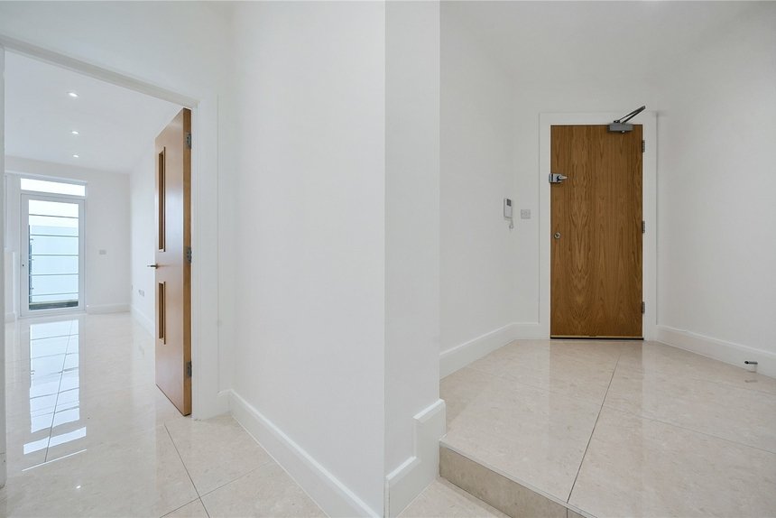 for sale bathurst walk london 68862 - Gibbs Gillespie