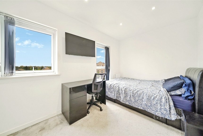to let fenton road london 69102 - Gibbs Gillespie