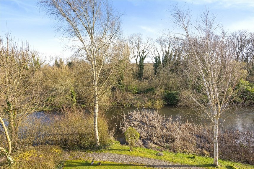 for sale salters close london 69113 - Gibbs Gillespie