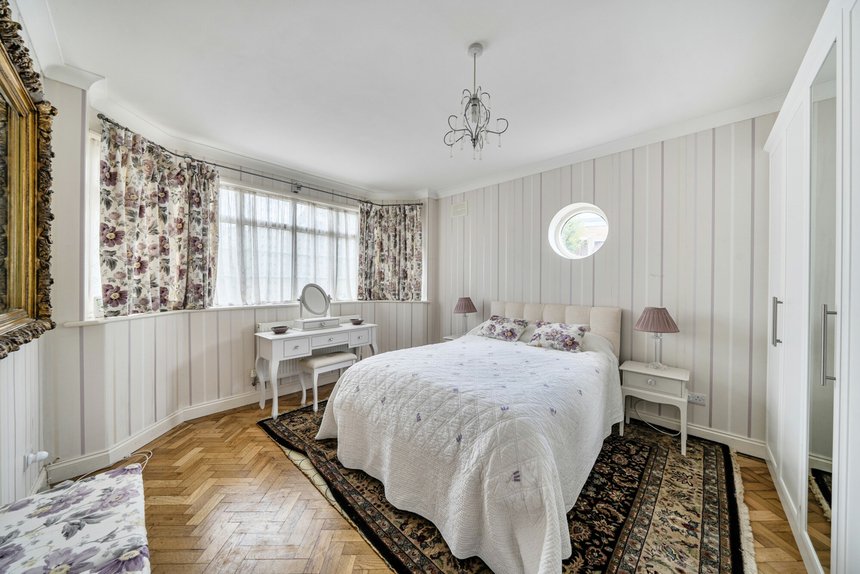 for sale greenbury close london 69186 - Gibbs Gillespie