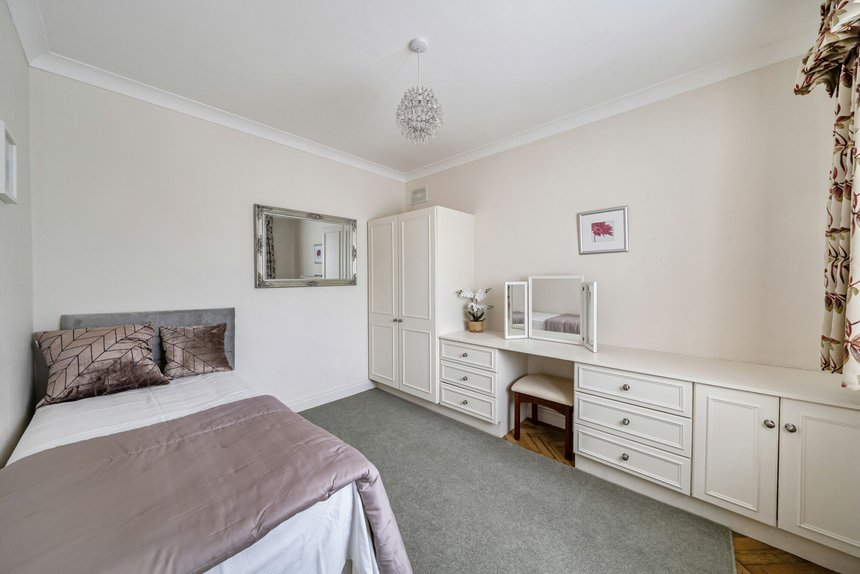 for sale greenbury close london 69186 - Gibbs Gillespie