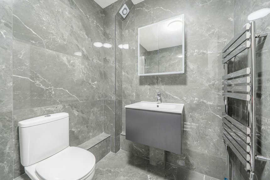 under offer eastbury avenue london 69316 - Gibbs Gillespie