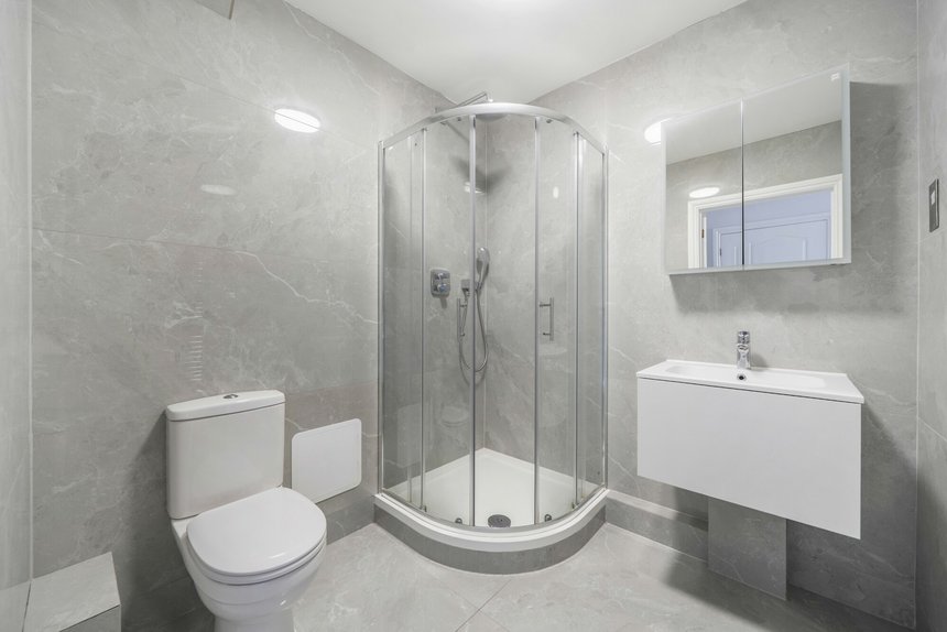 under offer eastbury avenue london 69316 - Gibbs Gillespie