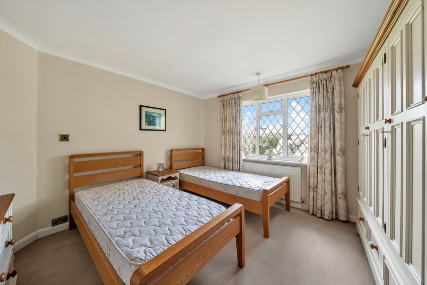 for sale poplar road london 69343 - Gibbs Gillespie