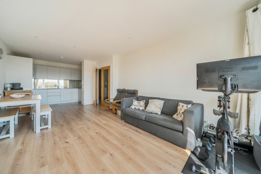 for sale wharf lane london 69493 - Gibbs Gillespie