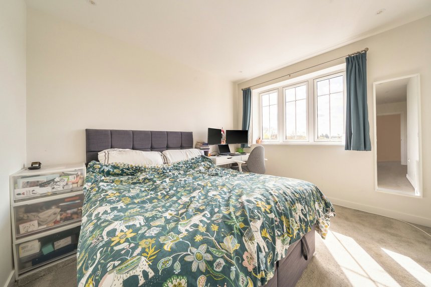 for sale wharf lane london 69493 - Gibbs Gillespie