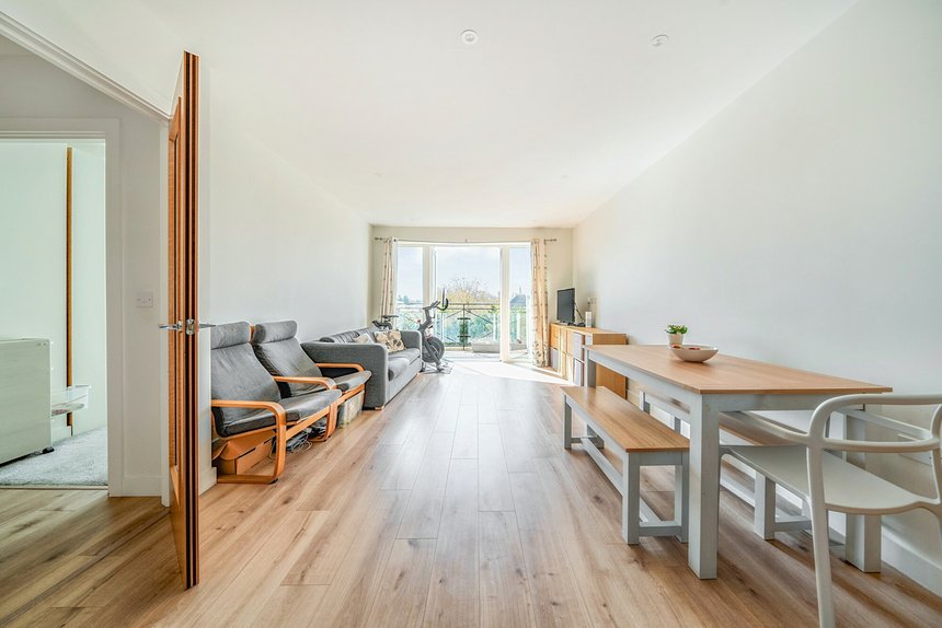 for sale wharf lane london 69493 - Gibbs Gillespie