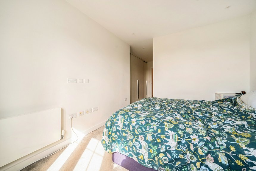 for sale wharf lane london 69493 - Gibbs Gillespie