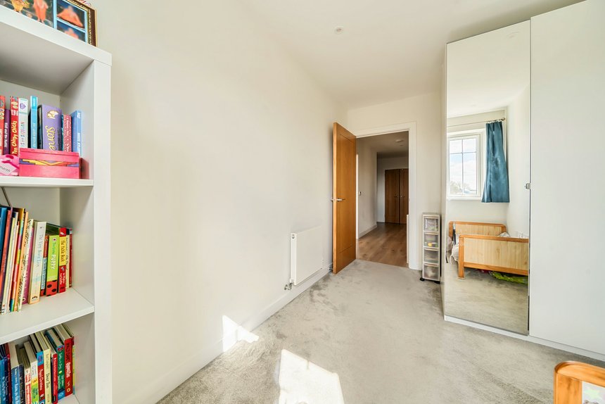 for sale wharf lane london 69493 - Gibbs Gillespie