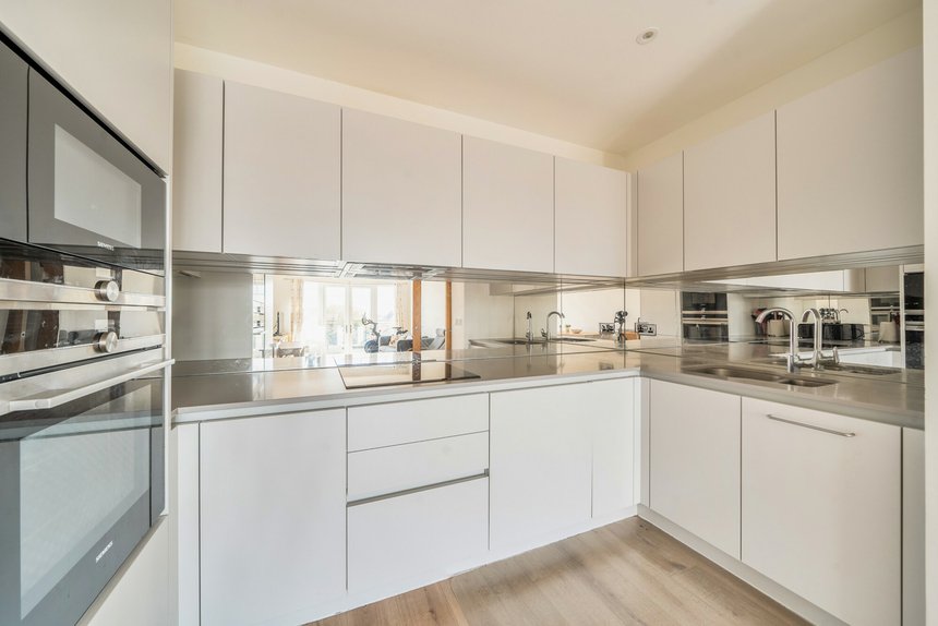 for sale wharf lane london 69493 - Gibbs Gillespie