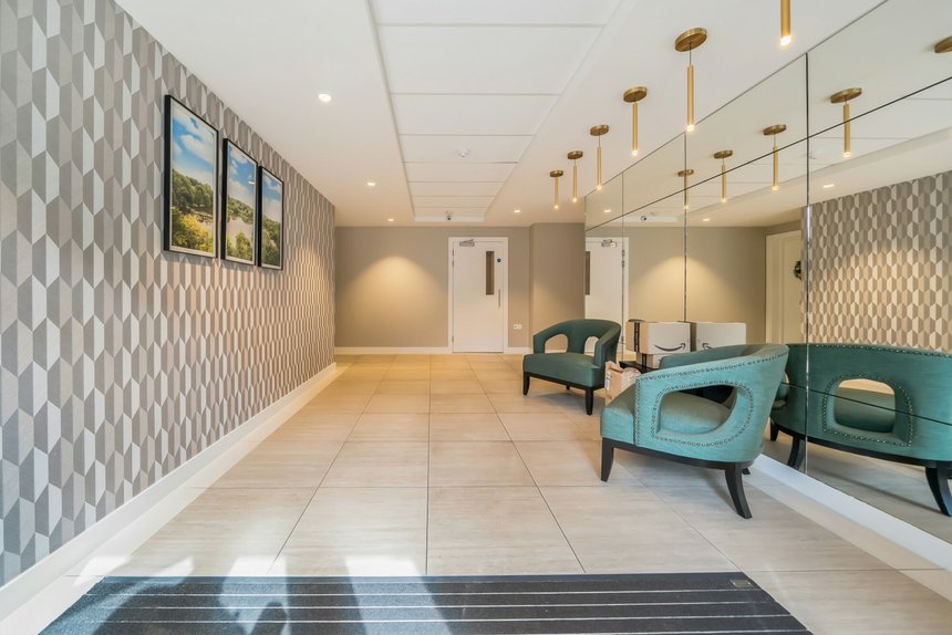 for sale wharf lane london 69493 - Gibbs Gillespie