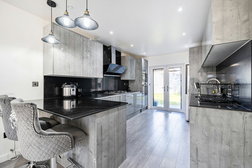 under offer dawlish drive london 69709 - Gibbs Gillespie
