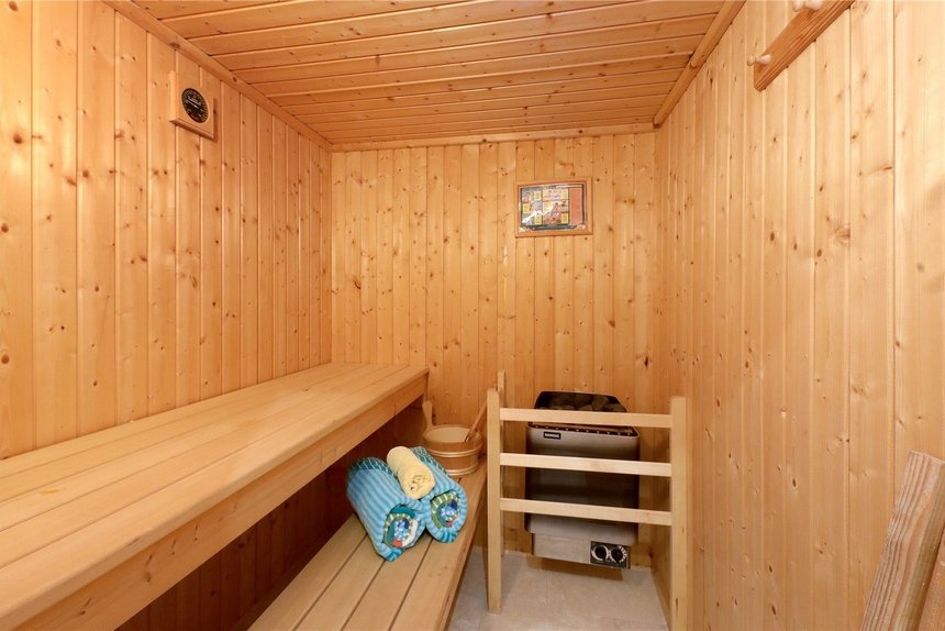 for sale hedgerley lane london 69788 - Gibbs Gillespie
