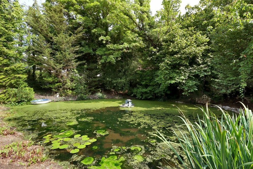 for sale hedgerley lane london 69788 - Gibbs Gillespie