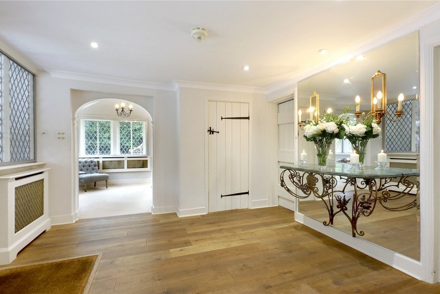 for sale hedgerley lane london 69788 - Gibbs Gillespie