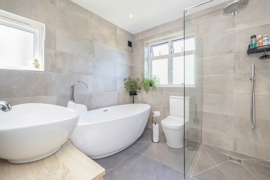 let agreed highland road london 69789 - Gibbs Gillespie